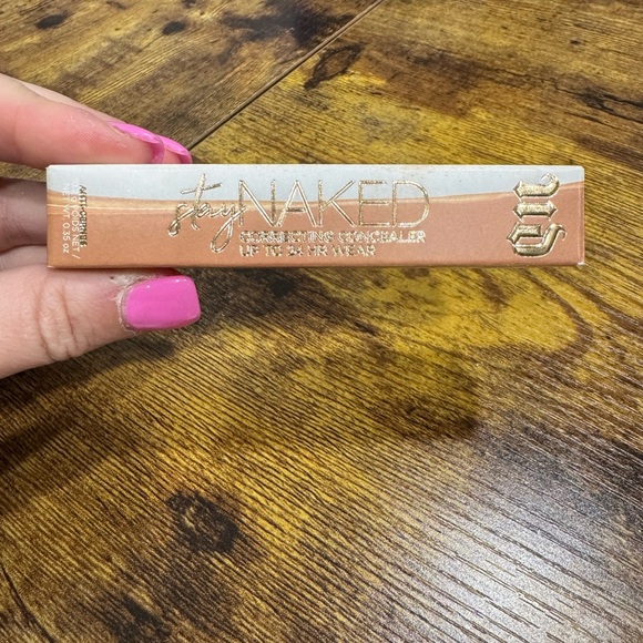 Urban Decay Stay Naked Correcting Concealer - medium - Picture 2 of 6